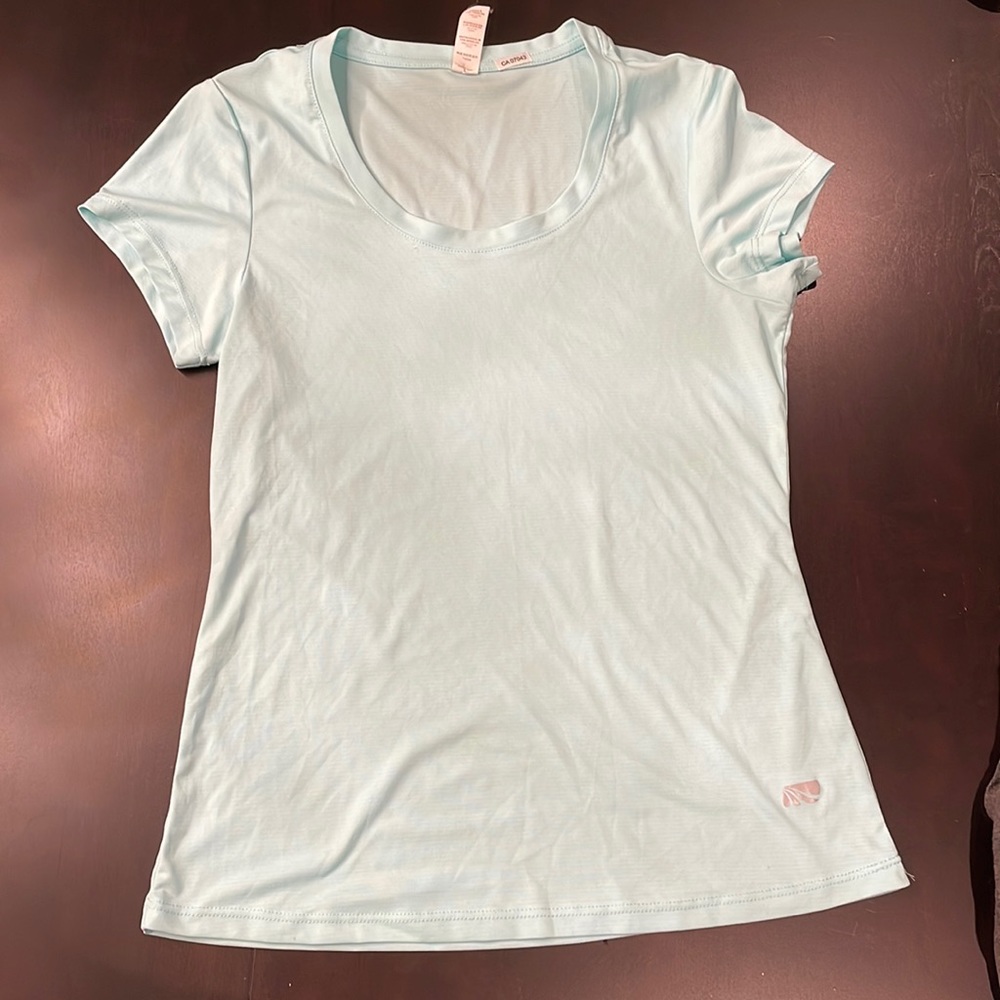 EUC Athletic Tshirt XS Soft and Stretchy Ming green